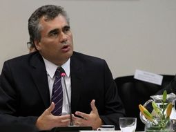 el central no descarta emitir una nueva deuda tras el bono axel el central no descarta emitir una nueva deuda tras el bono axel