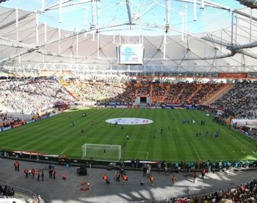 El fin del bilardismo: el Pincha deja La Plata por culpa de Romeo Santos