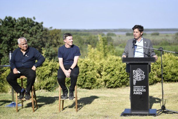 Axel Kicillof denunció una crisis del turismo y culpó a Javier Milei: No se vio ni en los 90