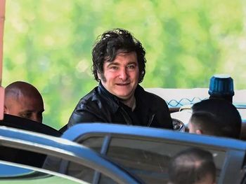 En medio del cierre de FATE y el rechazo a la Reforma Laboral, Javier Milei se va a Estados Unidos