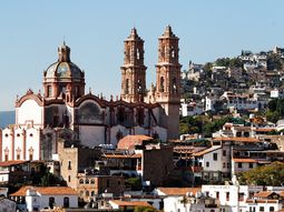 Los tres lugares de México que están muy sobrevalorados y no valen la pena visitar, según la Inteligencia Artificial. Los tres lugares de México que están muy sobrevalorados y no valen la pena visitar, según la Inteligencia Artificial.