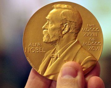 Otorgan el Nobel de Física a tres científicos que demostraron efectos de la mecánica cuántica