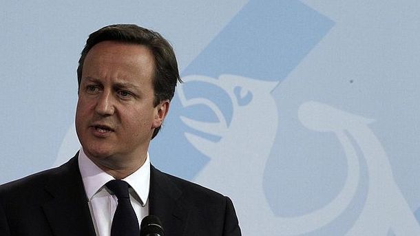 David Cameron volvió a calificar a la Argentina de colonialista