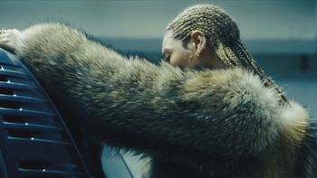 beyonce lanzo su nuevo disco y exploto un escandalo por infidelidad beyonce lanzo su nuevo disco y exploto un escandalo por infidelidad