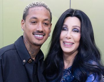 Cher rompió el silencio sobre la diferencia de edad con su novio: qué dijo