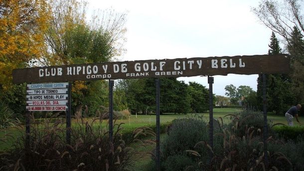 La Plata: rompieron la cuarentena para jugar al golf y los detuvieron