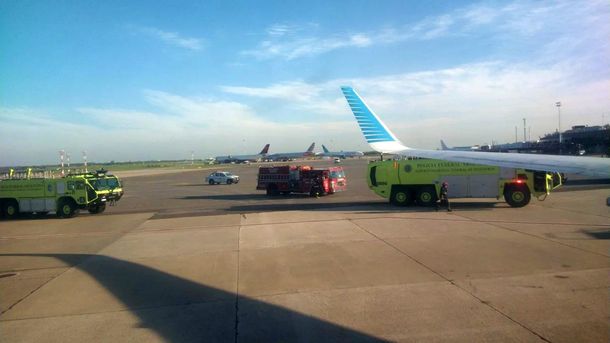 Avión de Aerolíneas Argentinas aterrizó de emergencia en Ezeiza