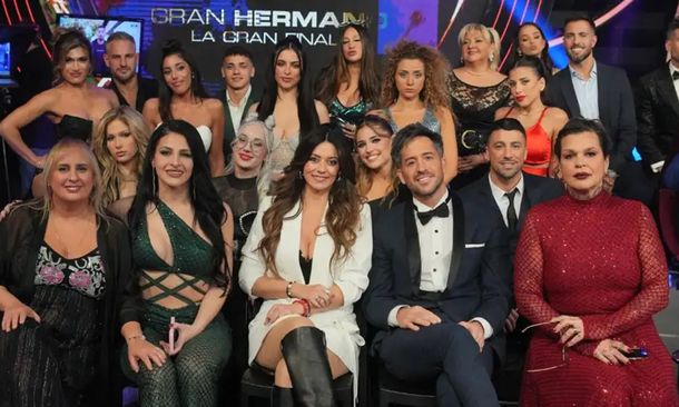 Quiénes son los dos exparticipantes de Gran Hermano que habrían iniciado un romance tras la final