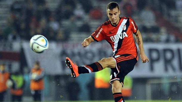 Mammana se queda en River: Fiorentina quiso cambiar las condiciones