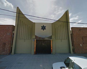 Inhuman en un cementerio de Banfield a la familia víctima del incendio de Recoleta