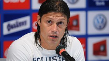 todavia estan a tiempo de hacer un banderazo para que me vaya todavia estan a tiempo de hacer un banderazo para que me vaya