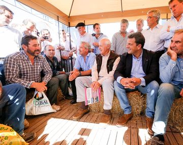 Nuevo intento de Massa para seducir a los dirigentes radicales bonaerenses