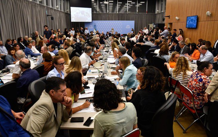 Ley Ómnibus: oficializaron la prórroga del período de sesiones extraordinarias