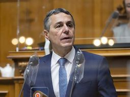 Suiza dejó atrás su neutralidad y congeló los activos de Putin