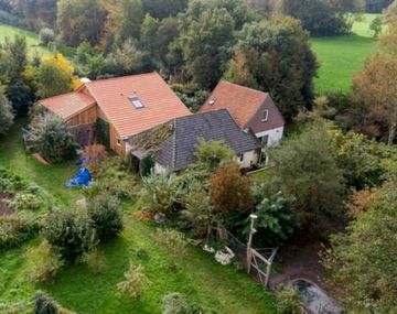 Rescataron a una familia que estuvo nueve años esperando el fin del mundo en el sótano de una granja