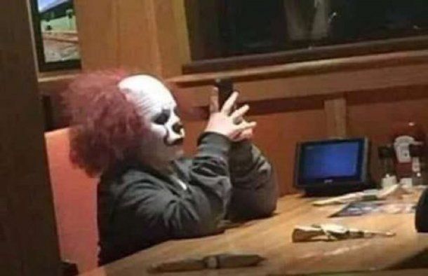 Se cayó WhatsApp y explotaron los memes