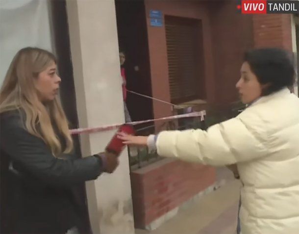 Familiares de la víctima del femicidio de Tandil increparon a cronista de C5N