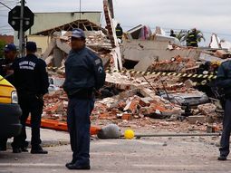 tragedia en brasil: al menos 7 muertos por un derrumbe tragedia en brasil: al menos 7 muertos por un derrumbe