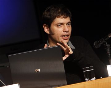 Kicillof acusó a bancos de operar con el dólar negro