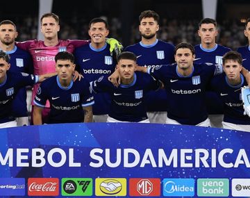 Racing quedó contra las cuerdas: qué le conviene para seguir en la Copa Sudamericana