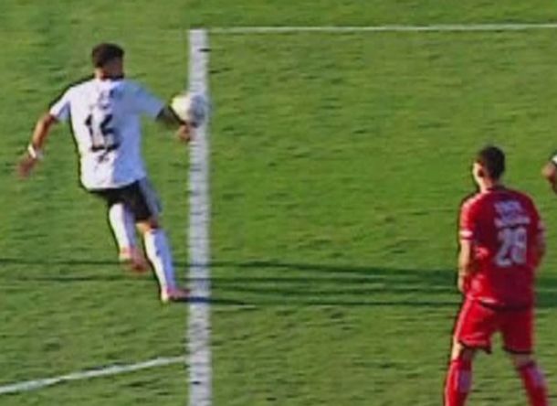 Era penal para Riestra pero se lo dieron a Barracas Central: el VAR cambió todo en un final escandaloso