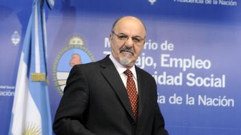 tomada: si se dramatizan las paritarias, se demonizan los salarios tomada: si se dramatizan las paritarias, se demonizan los salarios