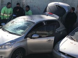 Fue a buscar su auto al playón y había un cadáver en el baúl