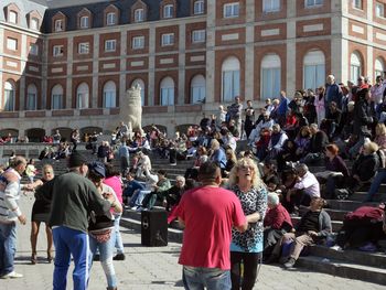 En el fin de semana largo hubo más turistas, pero menos consumo