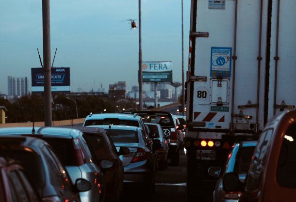 Un internado en grave estado por culpa del corte en la autopista Buenos Aires-La Plata