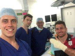 Quiso seguir jugando con fractura expuesta Quiso seguir jugando con fractura expuesta