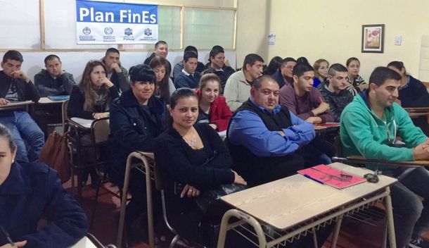 El gobierno de Macri comienza a desmantelar el Plan FinEs