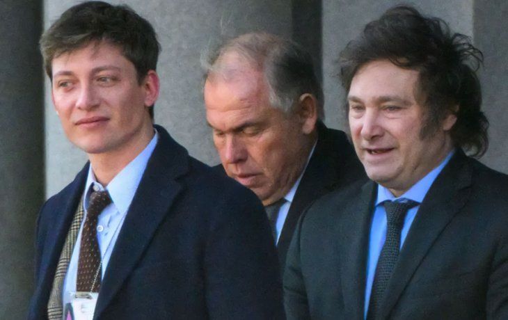 Santiago Caputo y Javier Milei