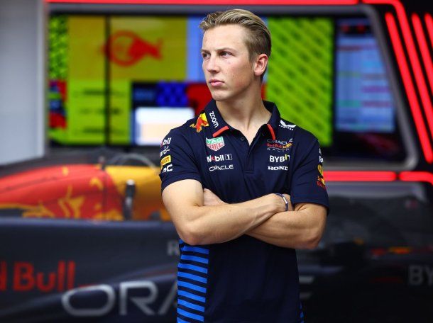 Red Bull confirmó a Liam Lawson para reemplazar a Checo Pérez en la Fórmula 1 en 2025