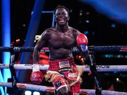 nacio en senegal, trabaja en quilmes y protagonizo uno de los mejores ko del boxeo en 2025 nacio en senegal, trabaja en quilmes y protagonizo uno de los mejores ko del boxeo en 2025