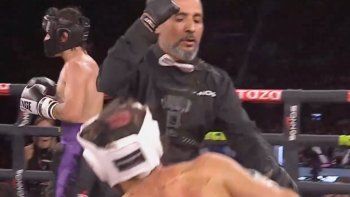 demoledor nocaut de gabino silva a willy banks en parense de manos 3 demoledor nocaut de gabino silva a willy banks en parense de manos 3