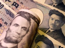 el dolar global trepo a un maximo de 38 anos frente al yen el dolar global trepo a un maximo de 38 anos frente al yen