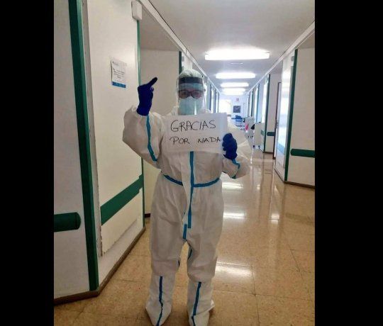 Covidiota, la palabra que aprobó la RAE para describir negacionistas