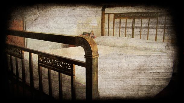 Una beba murió ahorcada entre los barrotes de una cama matrimonial