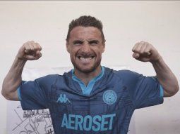 racing estrena una nueva camiseta ante atletico tucuman racing estrena una nueva camiseta ante atletico tucuman