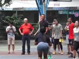 la esposa de stephen curry lo humillo en pleno partido de basquet la esposa de stephen curry lo humillo en pleno partido de basquet