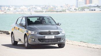 Citroën presentó oficialmente en Mar del Plata al C-Elysée. Citroën presentó oficialmente en Mar del Plata al C-Elysée.