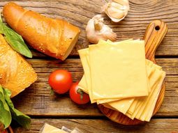 El queso americano que cuesta $33, se vende en todos los supermecados de México y Profeco lo recomienda El queso americano que cuesta $33, se vende en todos los supermecados de México y Profeco lo recomienda