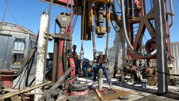 los petroleros tendran un bono de 24 mil pesos los petroleros tendran un bono de 24 mil pesos