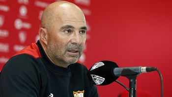 sampaoli dara la lista de convocados para su primera gira si lo autoriza el sevilla sampaoli dara la lista de convocados para su primera gira si lo autoriza el sevilla