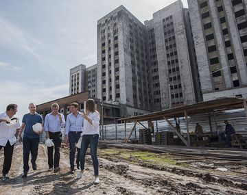 Horacio Rodríguez Larreta encabezó el inico de la demolición del Elefante Blanco