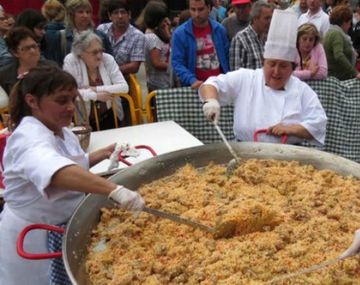 Argentina batió un récord Guinness con el arroz con pollo más grande del mundo