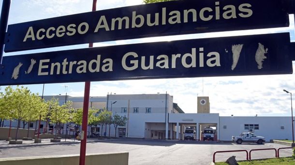 La mujer murió camino al hospital