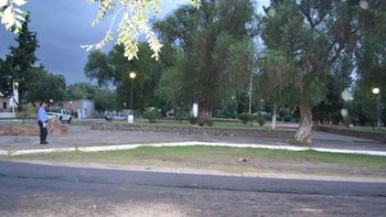 jugo a la ruleta rusa, se disparo y esta grave jugo a la ruleta rusa, se disparo y esta grave