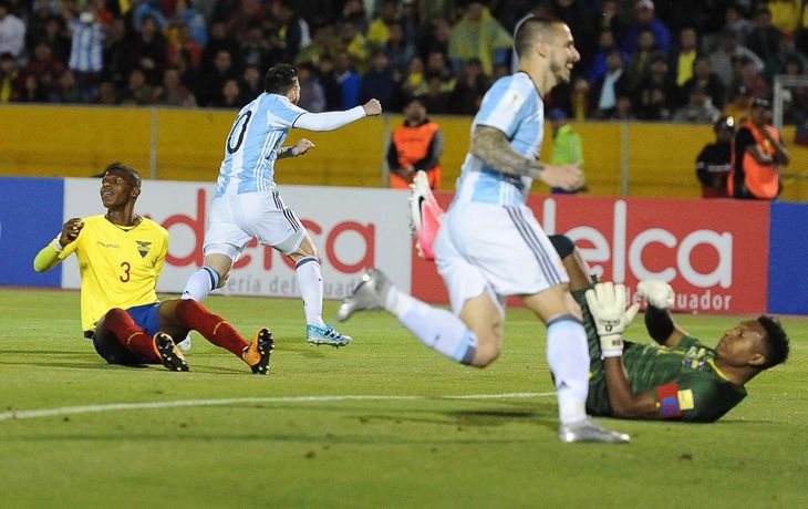 ¡Es una bestia! Messi hizo un golazo para marcar un hat-trick