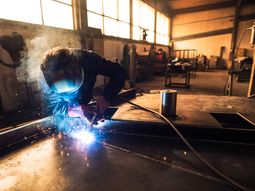 mejora el empleo y el numero de ocupados vuelve a superar los 1,7 millones mejora el empleo y el numero de ocupados vuelve a superar los 1,7 millones